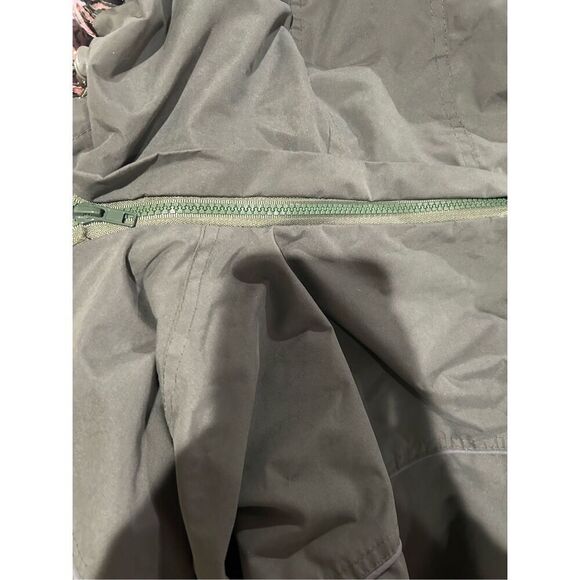 YOSEMITE NATIONAL PARK Reversible Hooded Jacket - Picture 10 of 14